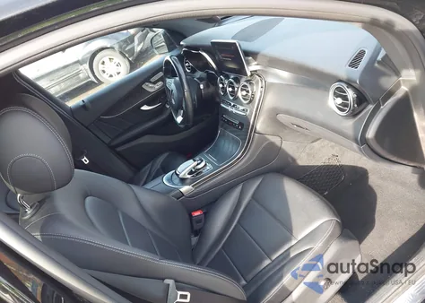 2018 Mercedes-Benz Glc 300 4Matic z USA, uszkodzony, nr VIN WDC0G4KB5JV116195